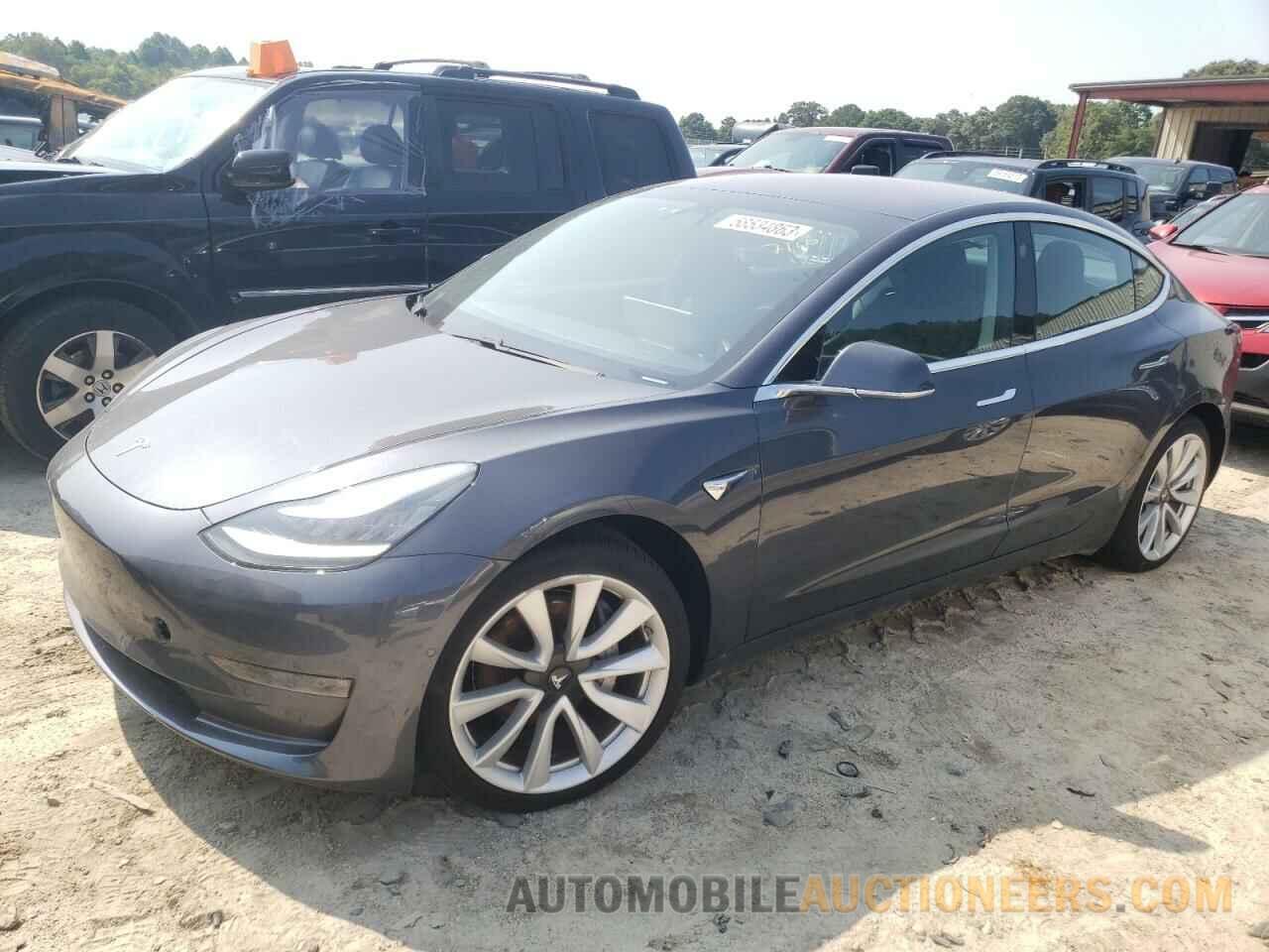 5YJ3E1EB5JF068666 TESLA MODEL 3 2018