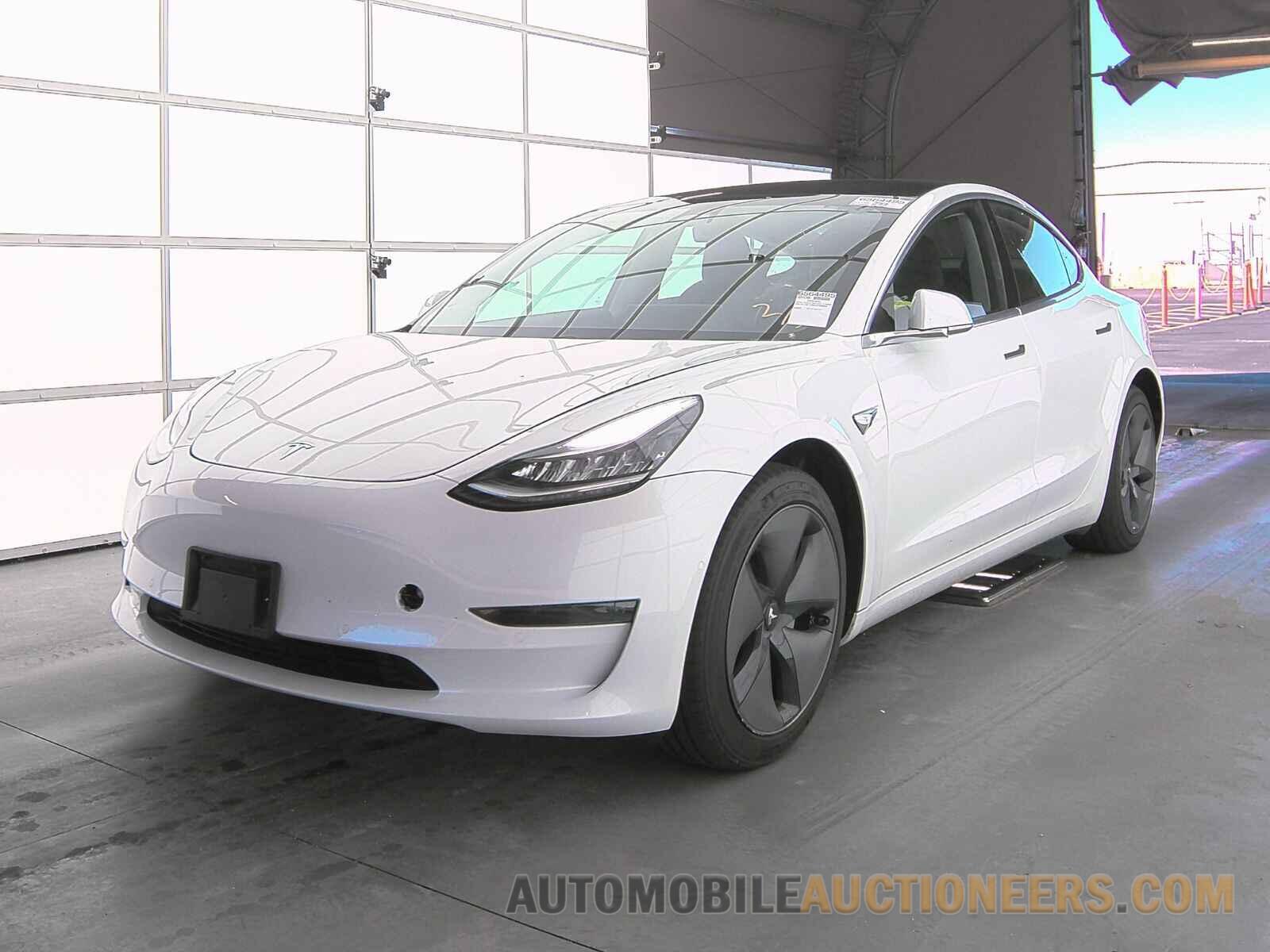 5YJ3E1EB5JF094684 Tesla Model 3 2018