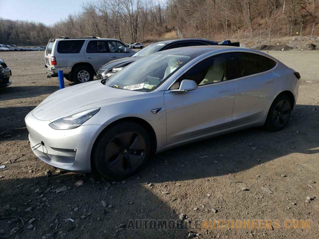 5YJ3E1EB5JF097276 TESLA MODEL 3 2018