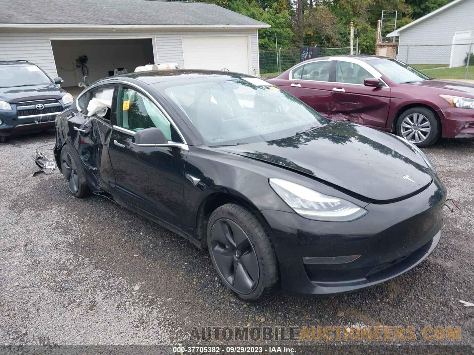 5YJ3E1EB5JF103318 TESLA MODEL 3 2018