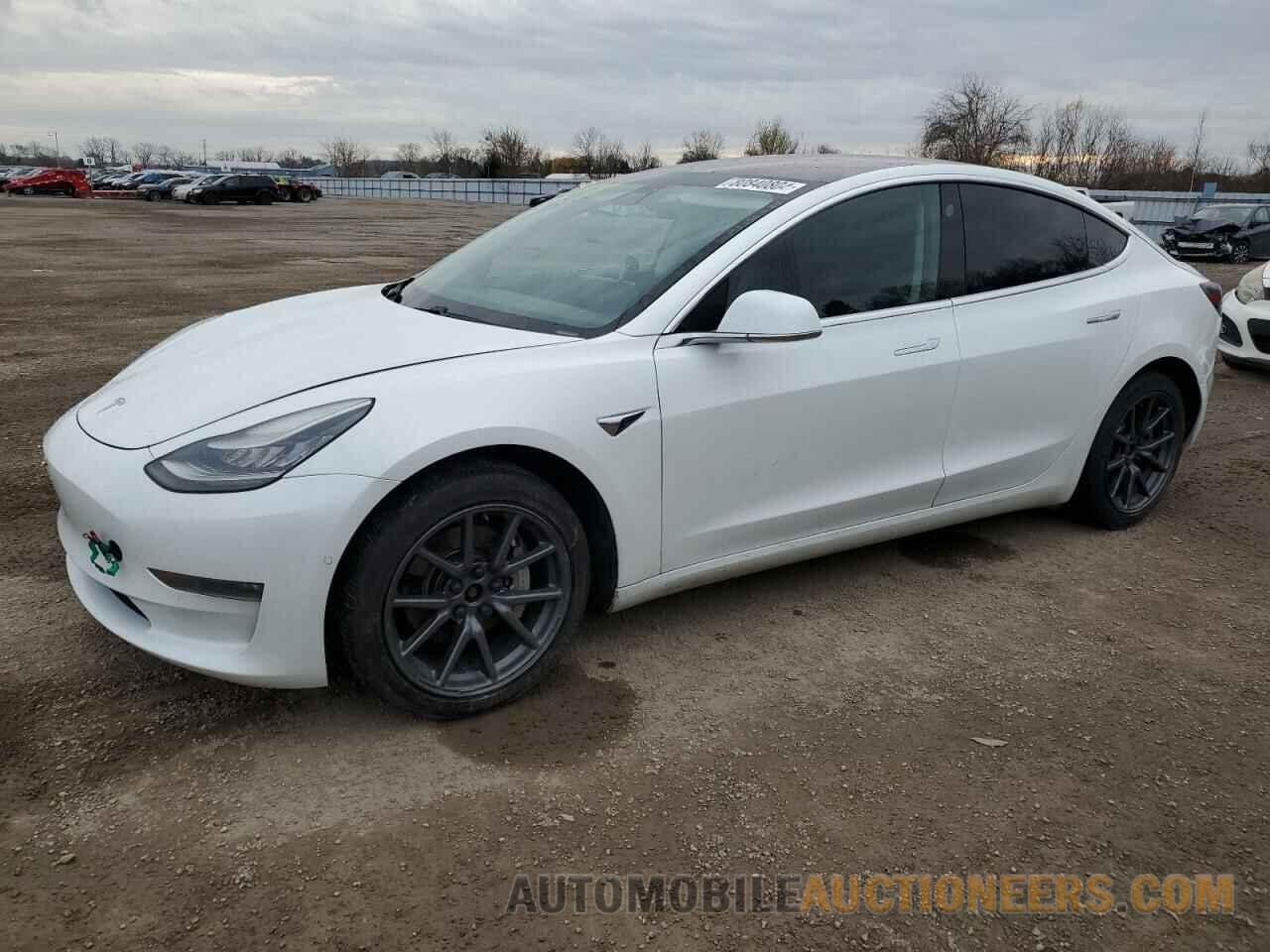 5YJ3E1EB5JF107255 TESLA MODEL 3 2018