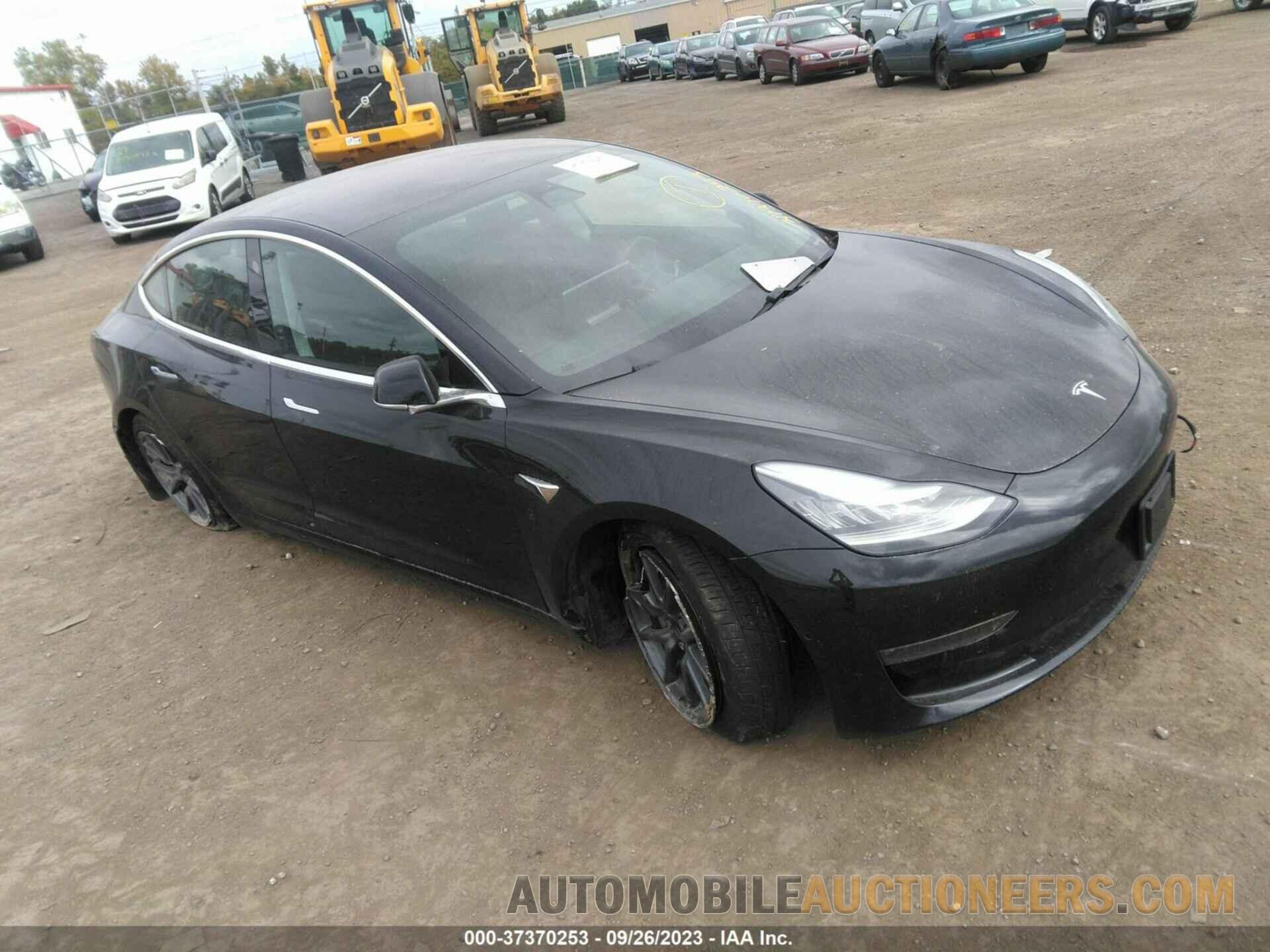 5YJ3E1EB5JF113380 TESLA MODEL 3 2018