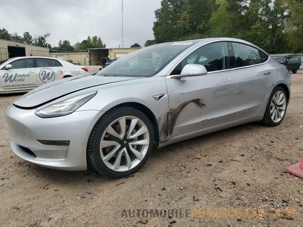 5YJ3E1EB5JF117008 TESLA MODEL 3 2018