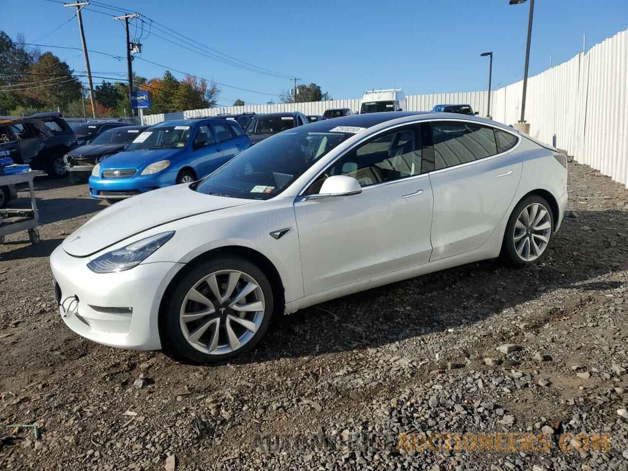 5YJ3E1EB5JF117669 TESLA MODEL 3 2018