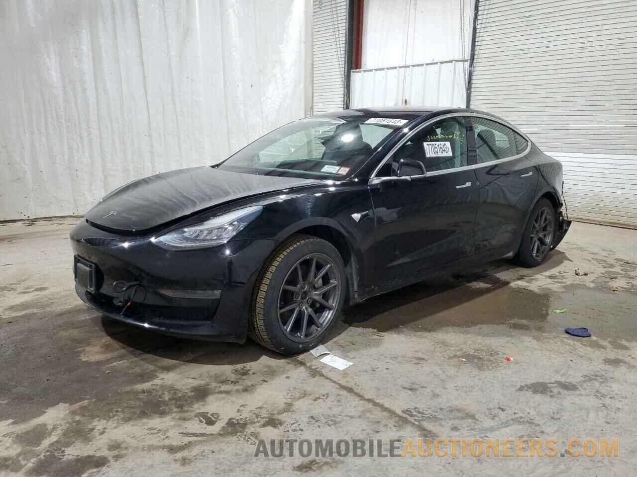 5YJ3E1EB5JF127313 TESLA MODEL 3 2018