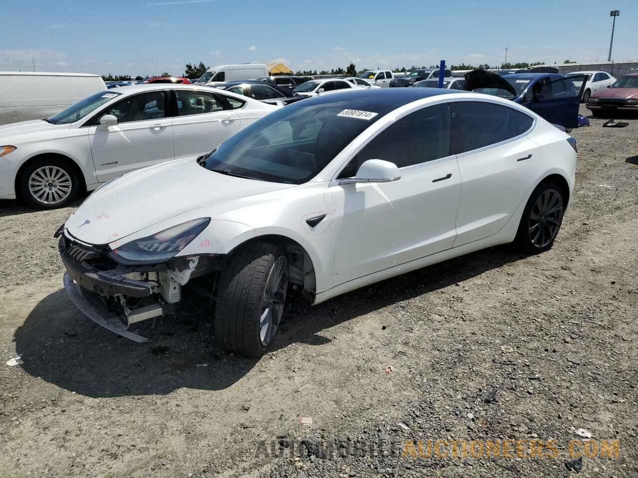 5YJ3E1EB5JF128736 TESLA MODEL 3 2018