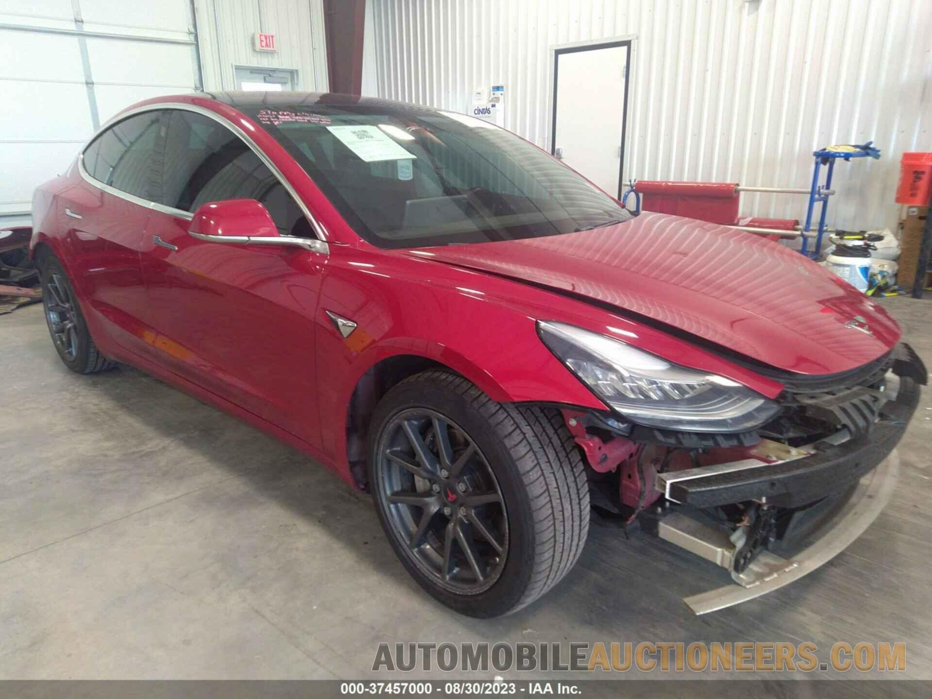 5YJ3E1EB5JF129871 TESLA MODEL 3 2018