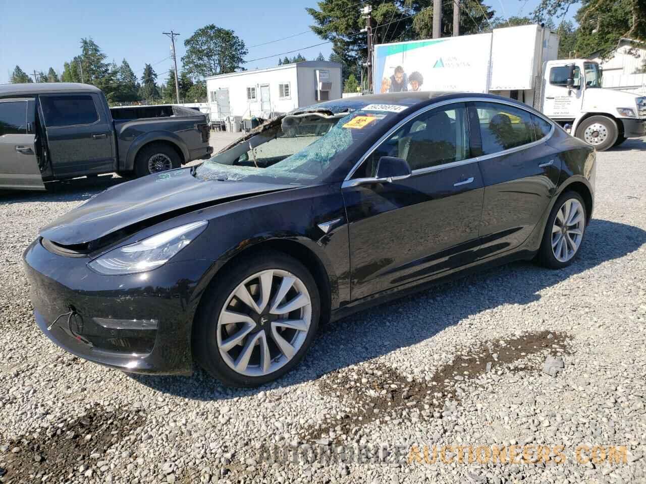 5YJ3E1EB5JF131832 TESLA MODEL 3 2018