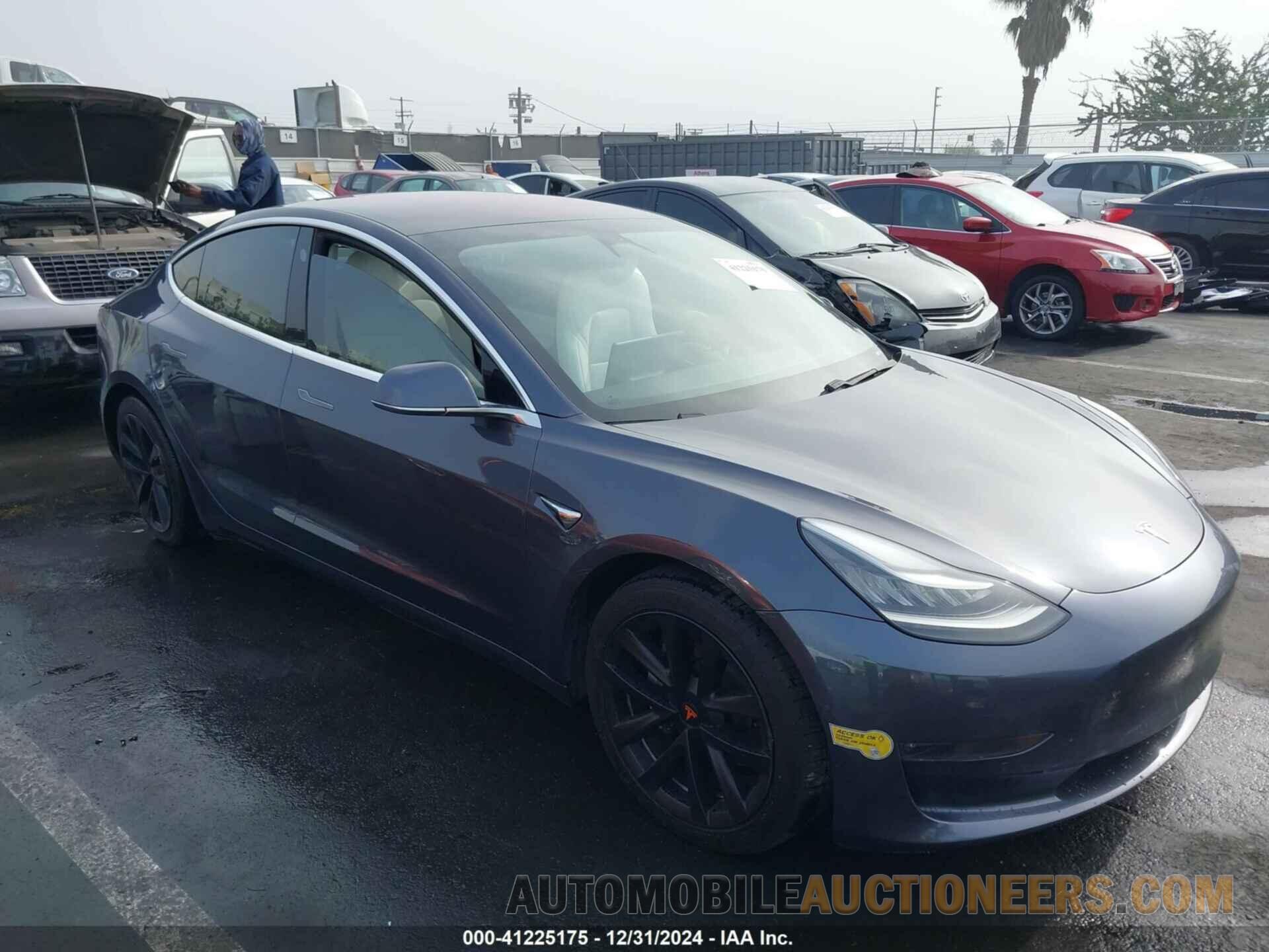 5YJ3E1EB5JF170212 TESLA MODEL 3 2018