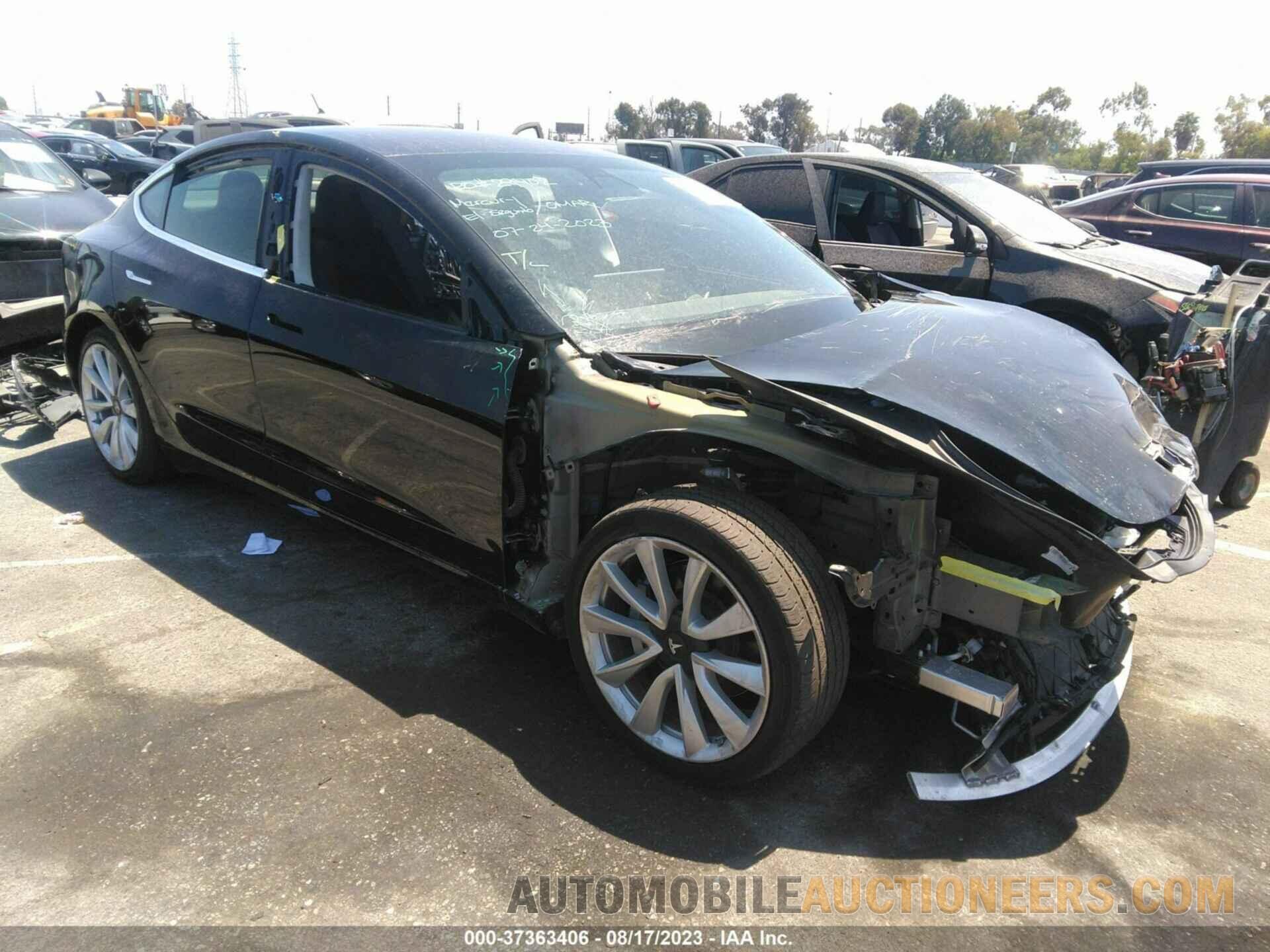 5YJ3E1EB5JF186832 TESLA MODEL 3 2018