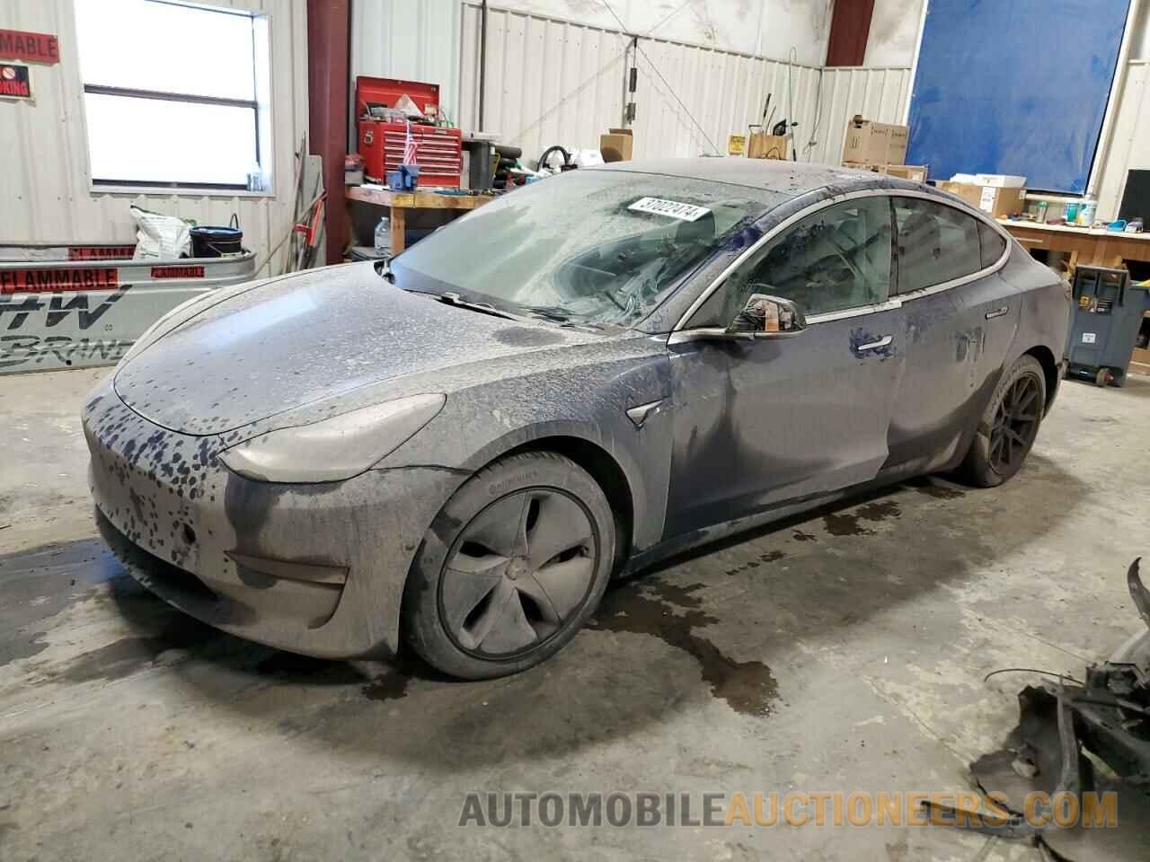 5YJ3E1EB5KF199422 TESLA MODEL 3 2019