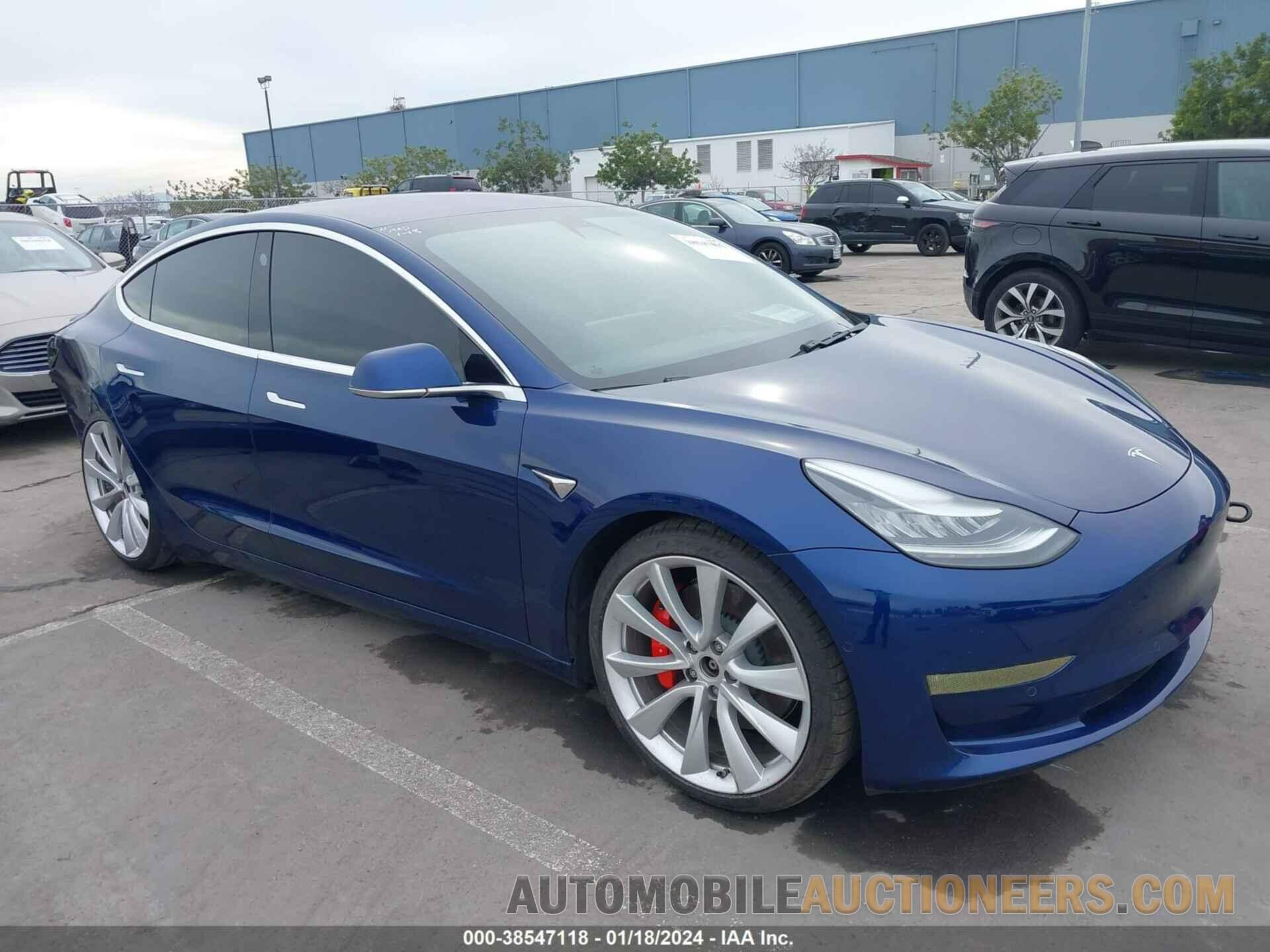 5YJ3E1EB5KF231382 TESLA MODEL 3 2019