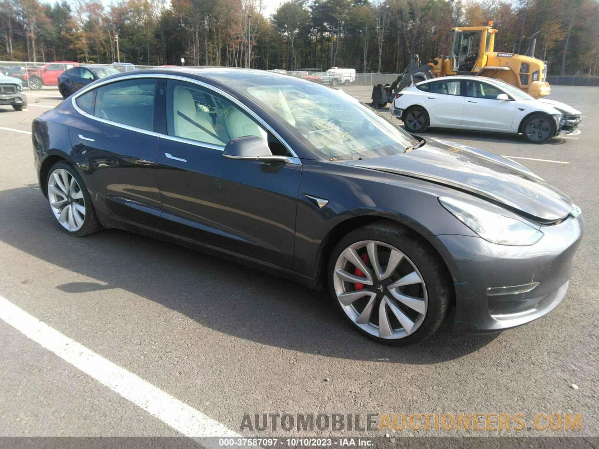 5YJ3E1EB5KF231575 TESLA MODEL 3 2019