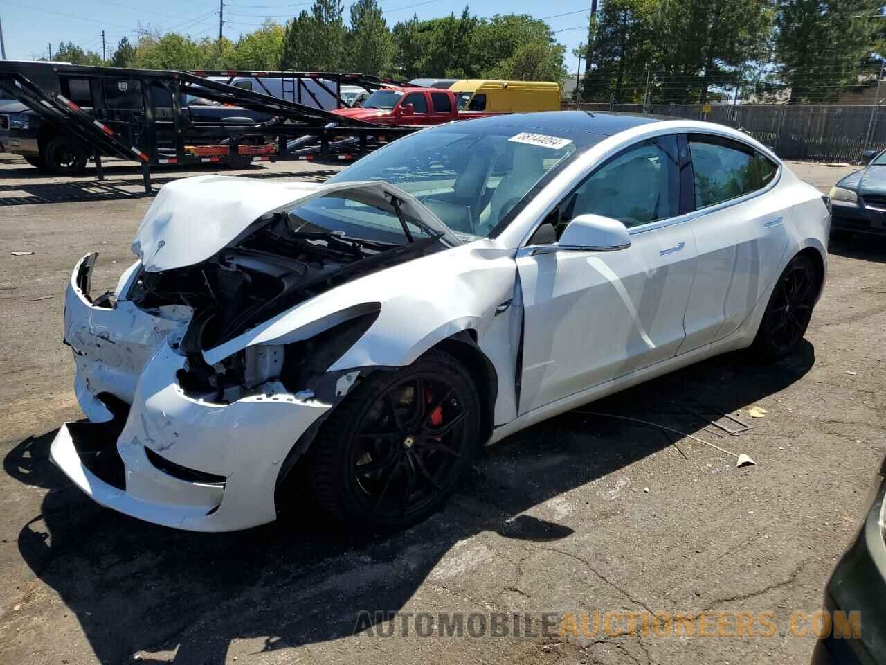 5YJ3E1EB5KF422137 TESLA MODEL 3 2019