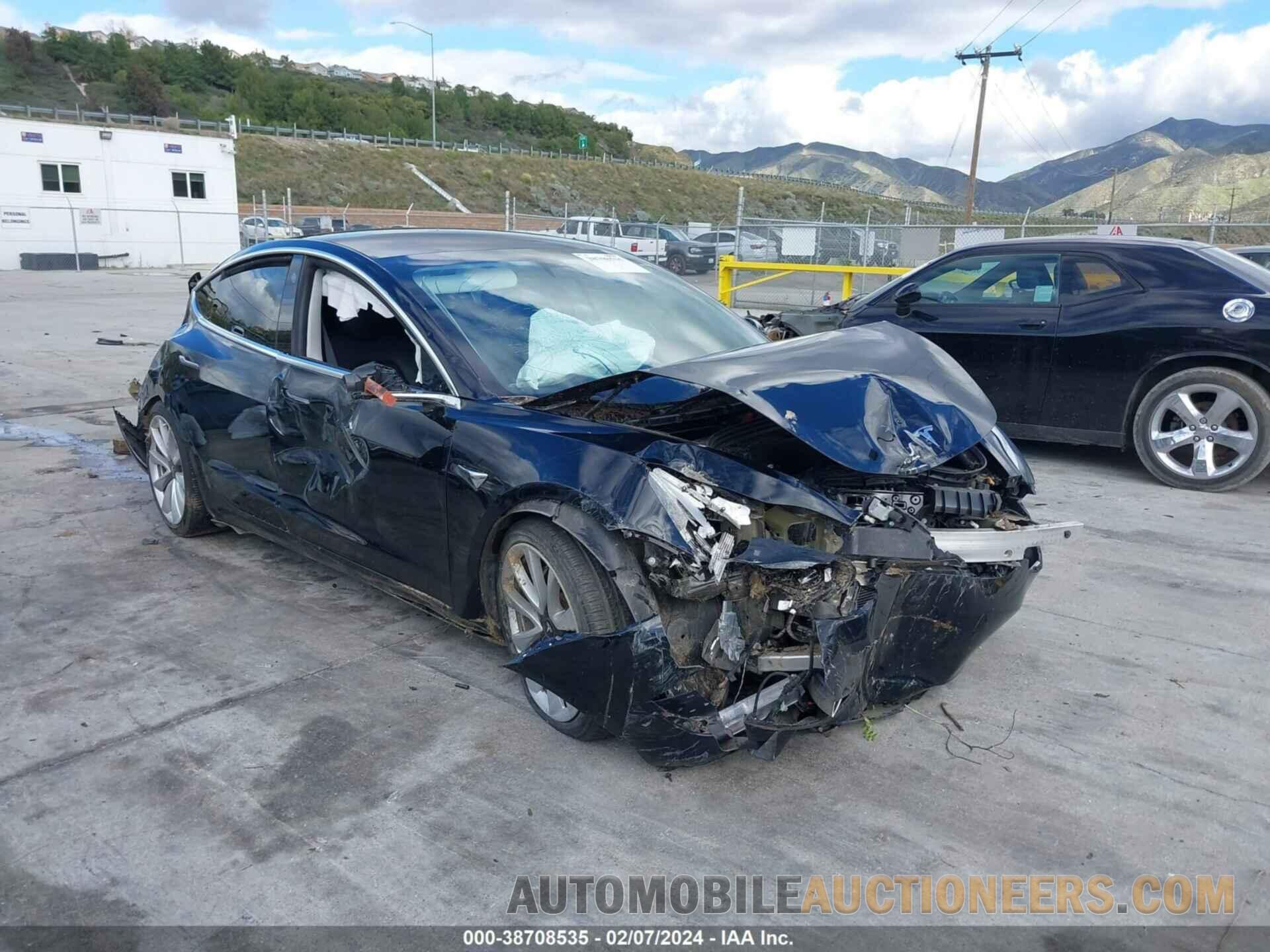 5YJ3E1EB5KF481351 TESLA MODEL 3 2019