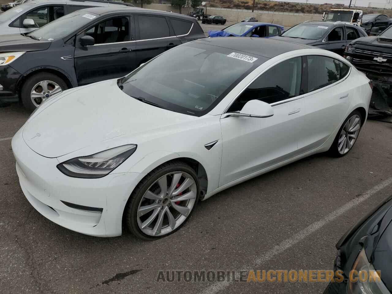 5YJ3E1EB5KF487215 TESLA MODEL 3 2019