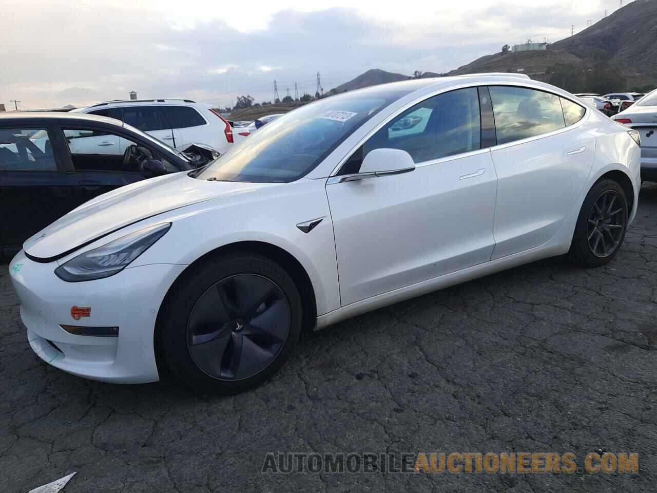 5YJ3E1EB5LF664976 TESLA MODEL 3 2020