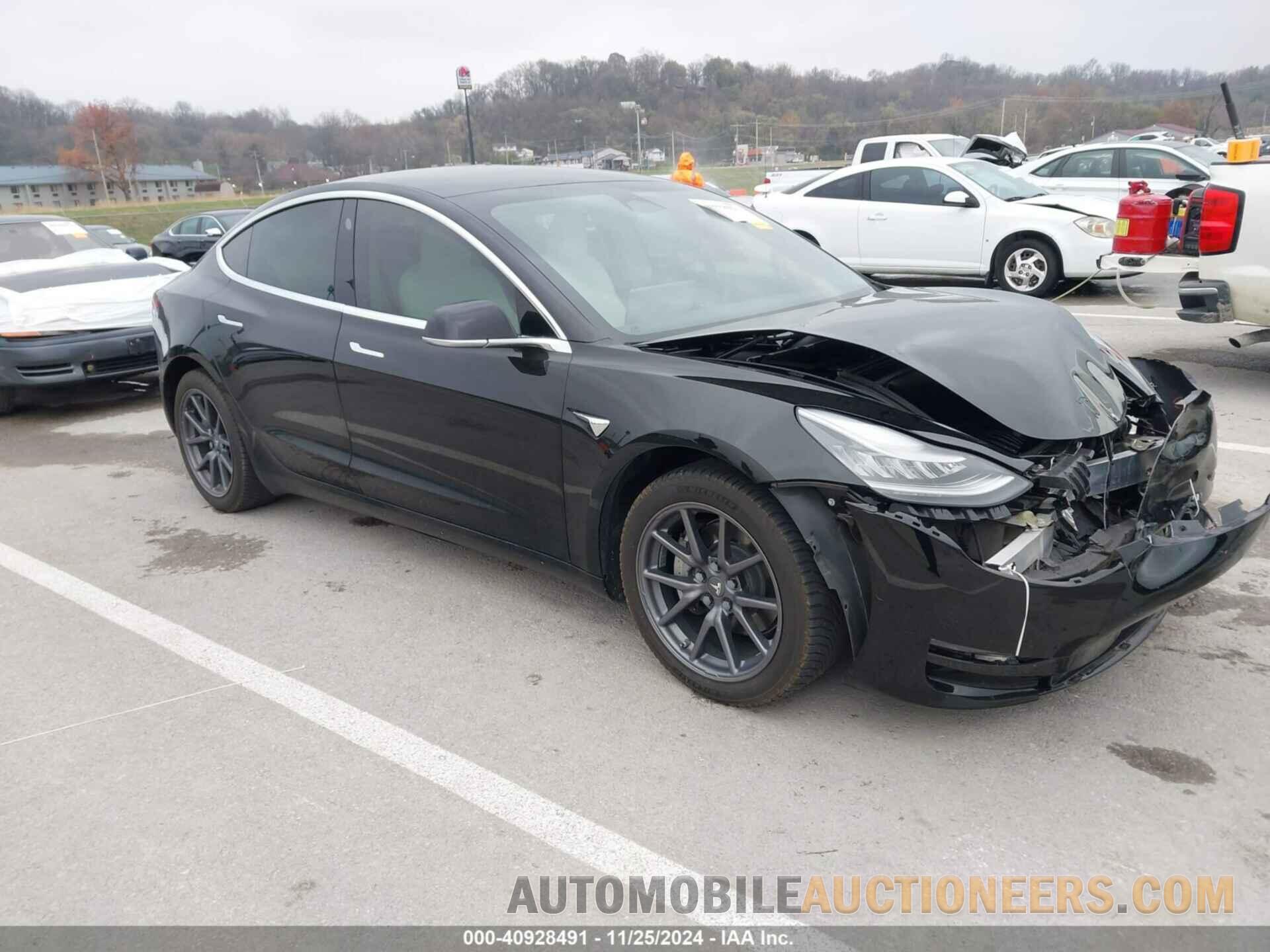 5YJ3E1EB5LF769677 TESLA MODEL 3 2020