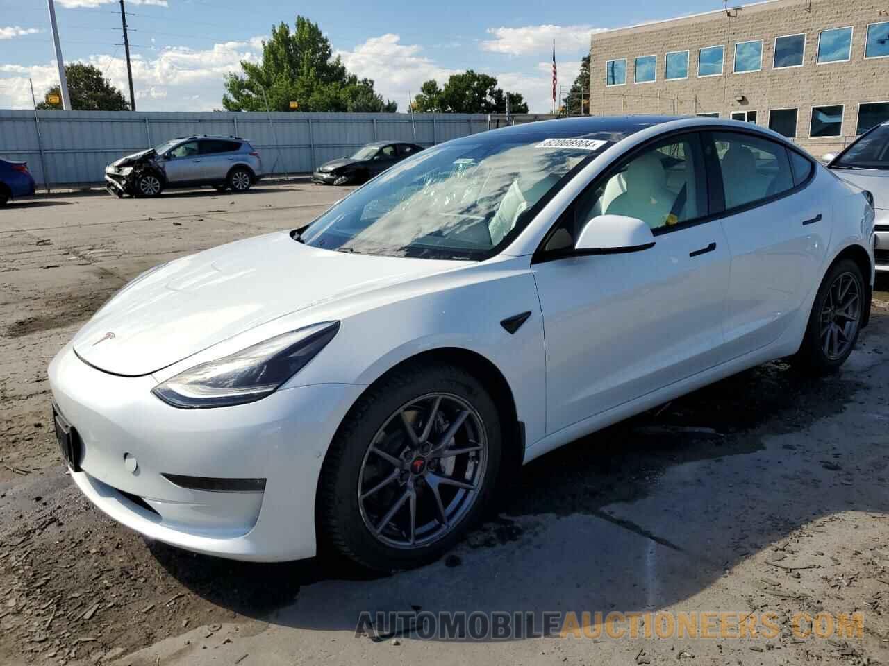 5YJ3E1EB5MF052987 TESLA MODEL 3 2021