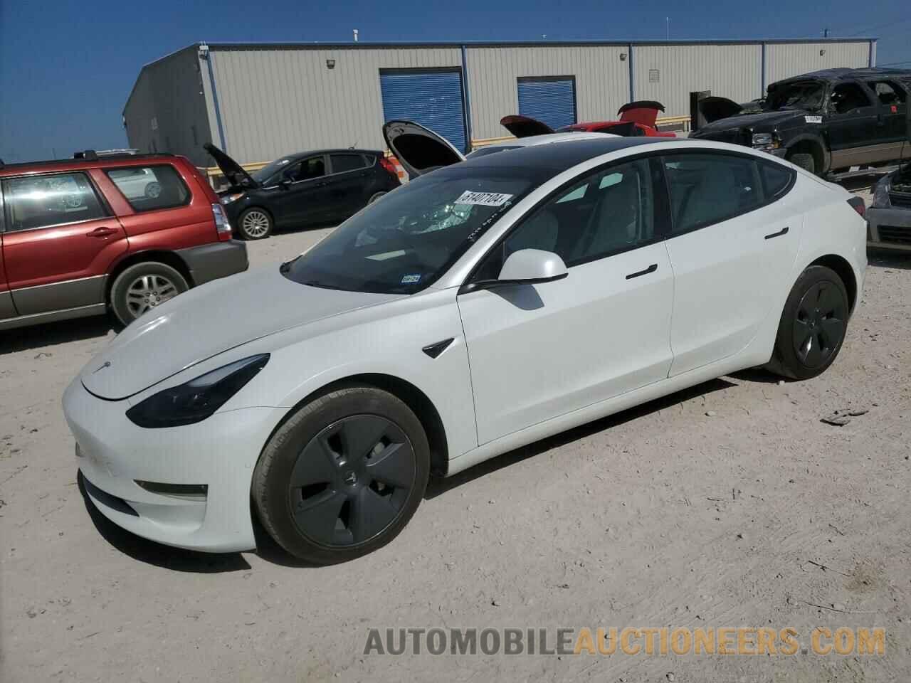 5YJ3E1EB5MF060457 TESLA MODEL 3 2021