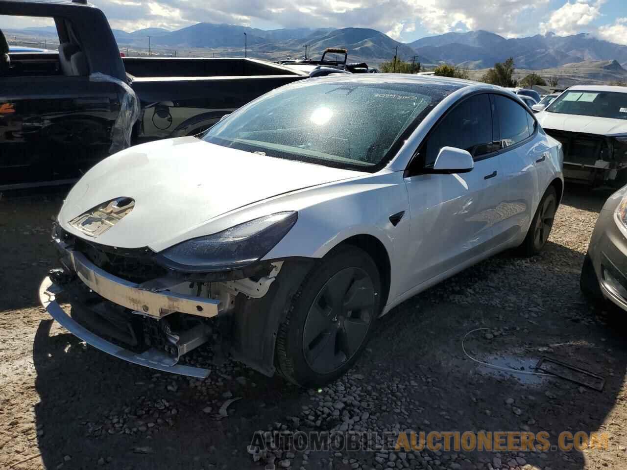 5YJ3E1EB5MF924889 TESLA MODEL 3 2021