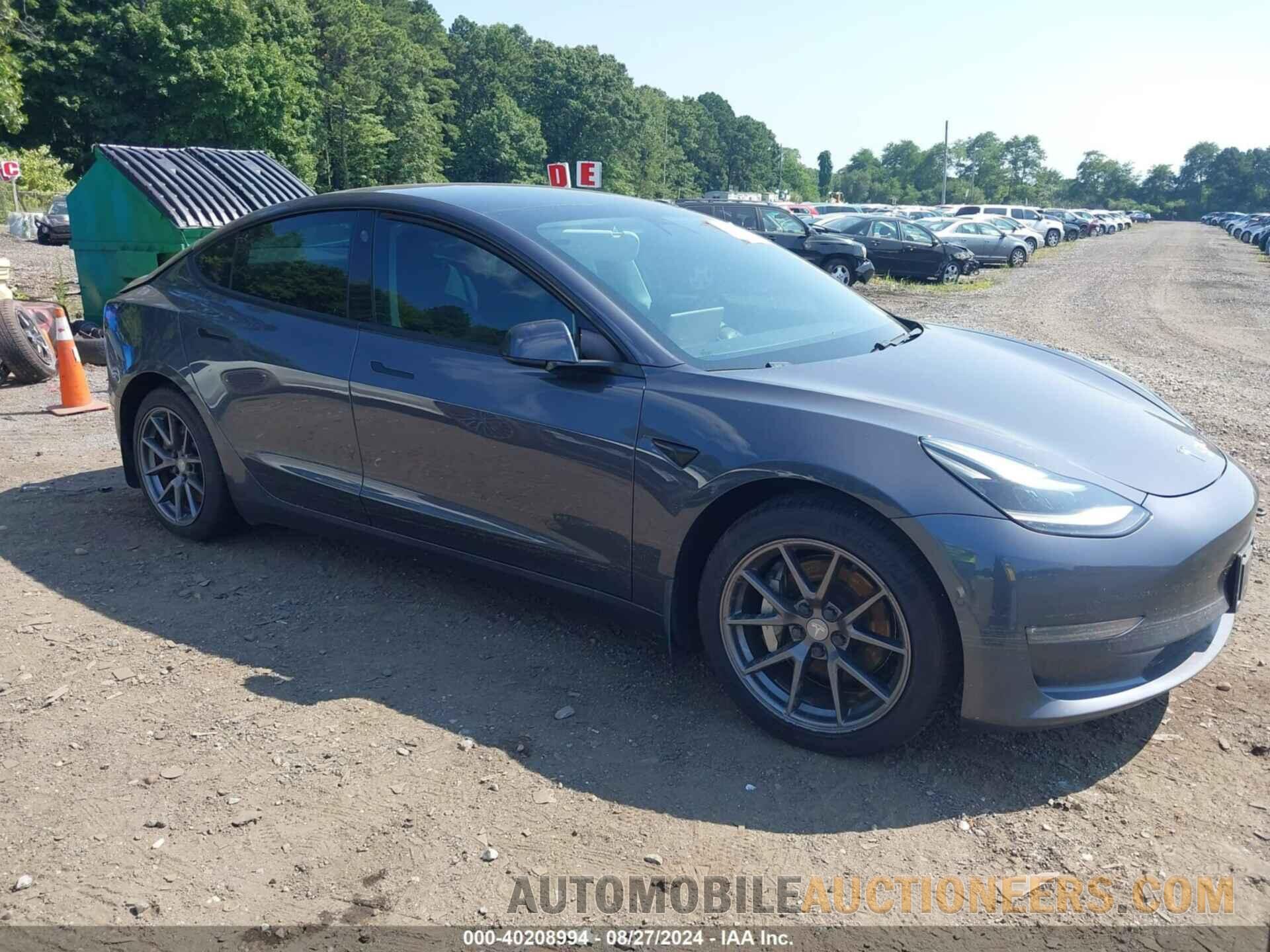 5YJ3E1EB5MF983943 TESLA MODEL 3 2021