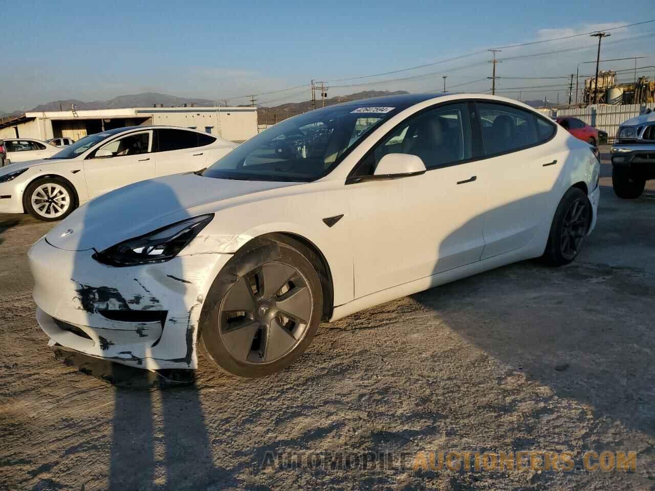 5YJ3E1EB5NF108007 TESLA MODEL 3 2022