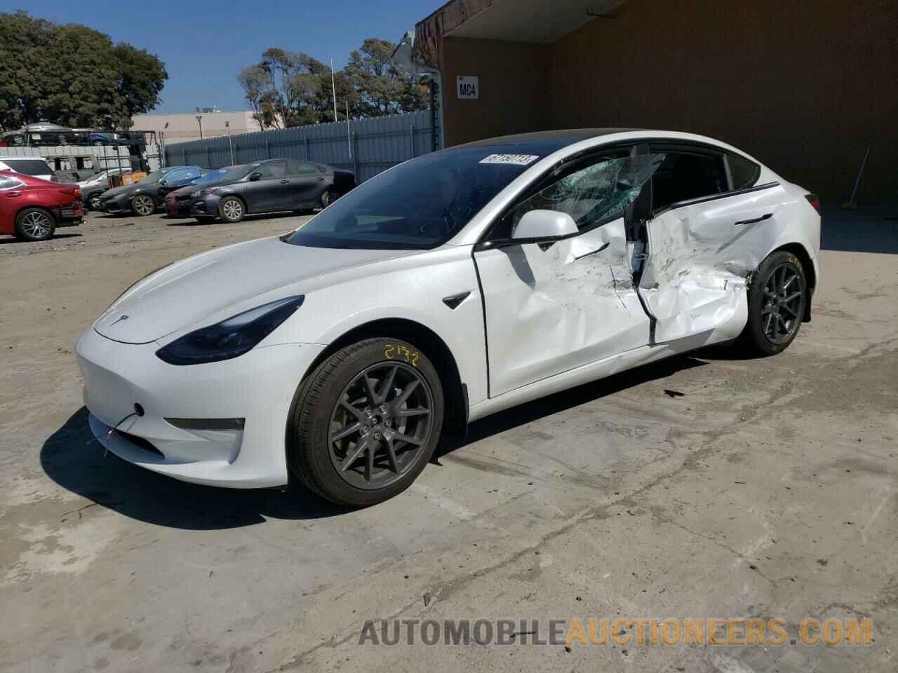 5YJ3E1EB5NF122165 TESLA MODEL 3 2022