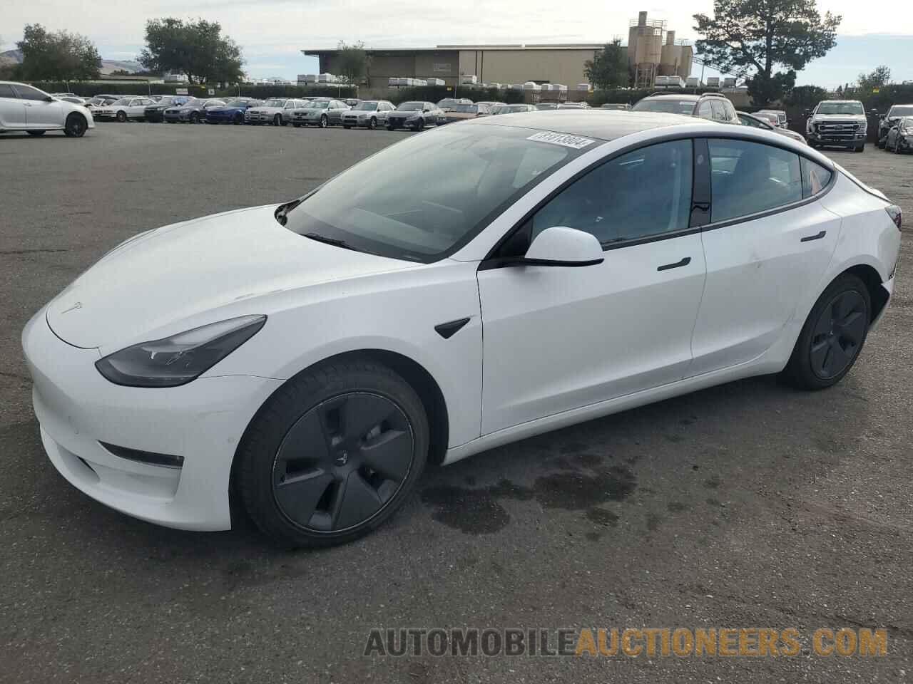 5YJ3E1EB5NF133523 TESLA MODEL 3 2022