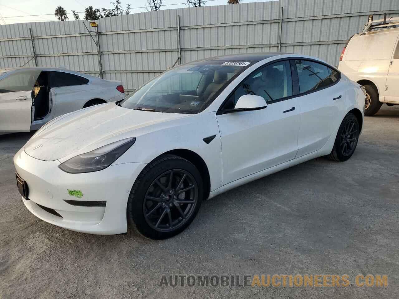 5YJ3E1EB5NF137796 TESLA MODEL 3 2022