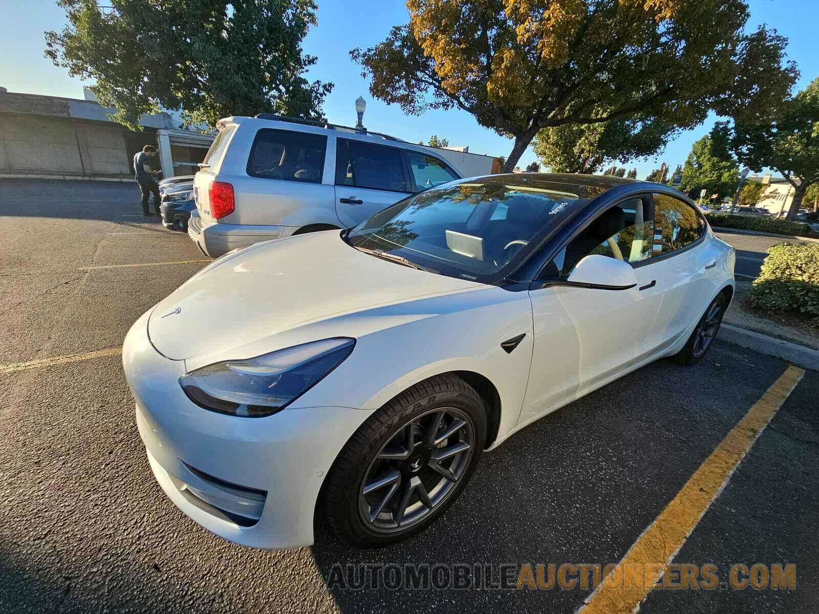 5YJ3E1EB5NF167431 Tesla Model 3 2022