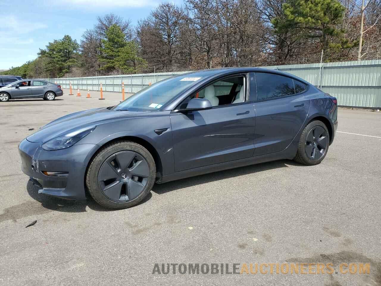 5YJ3E1EB5NF180454 TESLA MODEL 3 2022