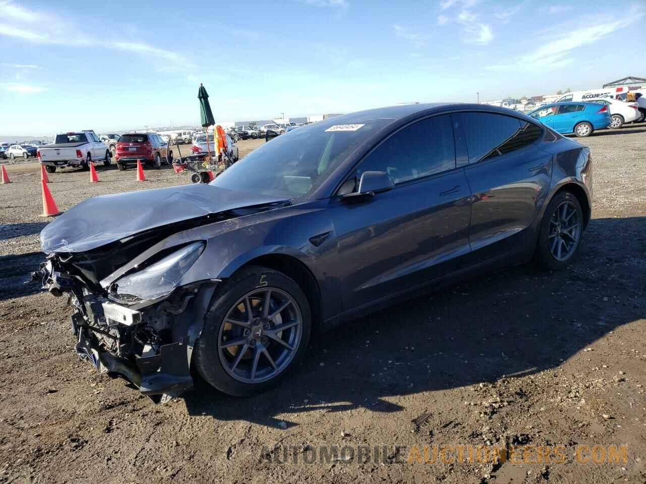 5YJ3E1EB5NF183774 TESLA MODEL 3 2022