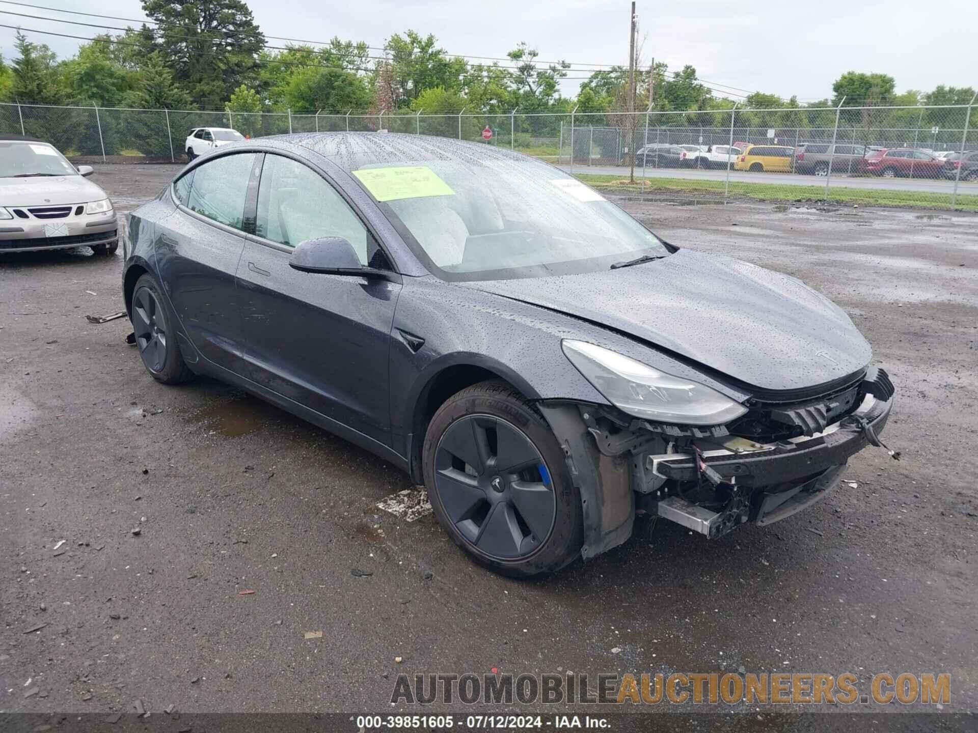 5YJ3E1EB5NF184584 TESLA MODEL 3 2022