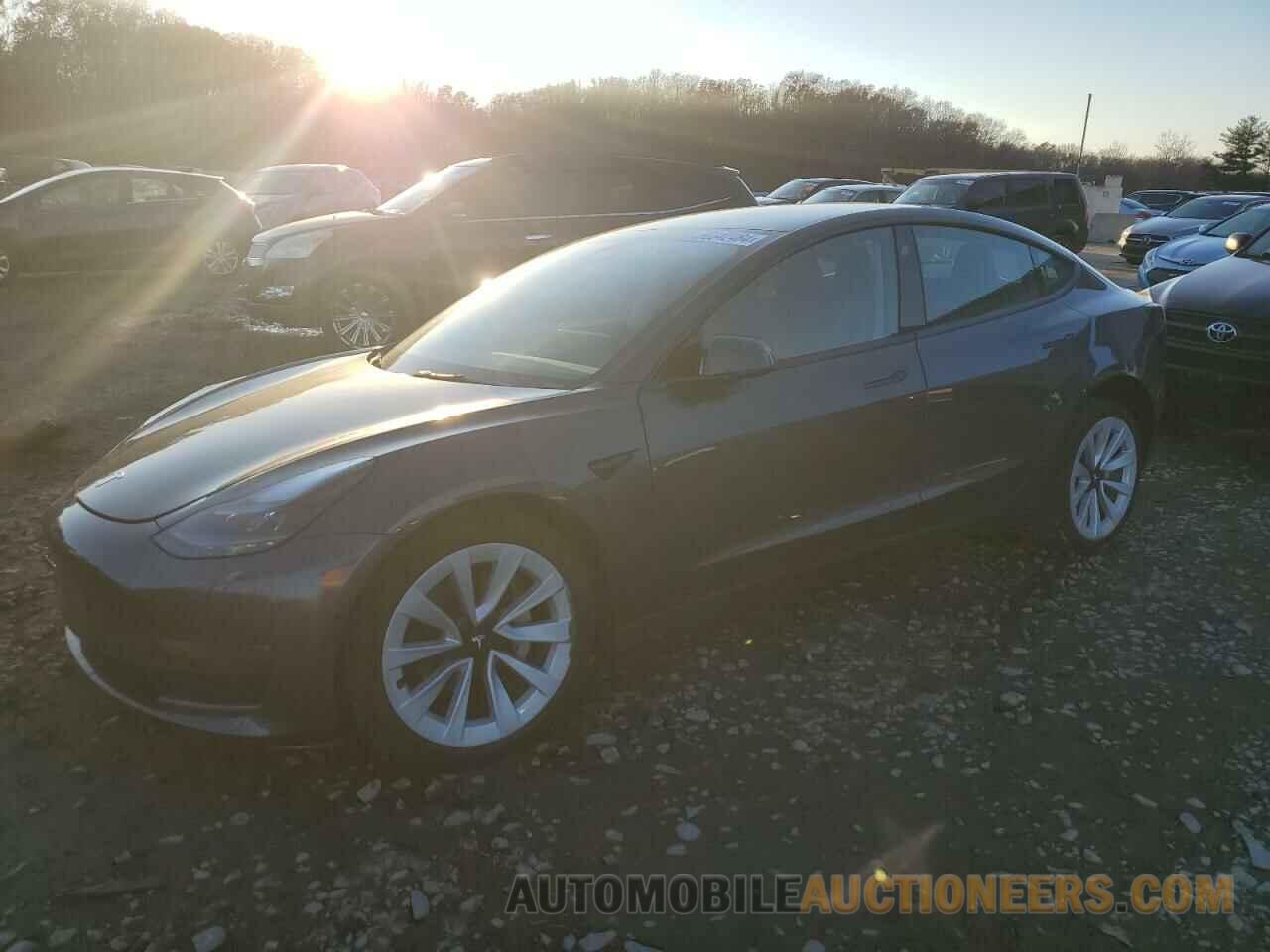 5YJ3E1EB5NF204025 TESLA MODEL 3 2022