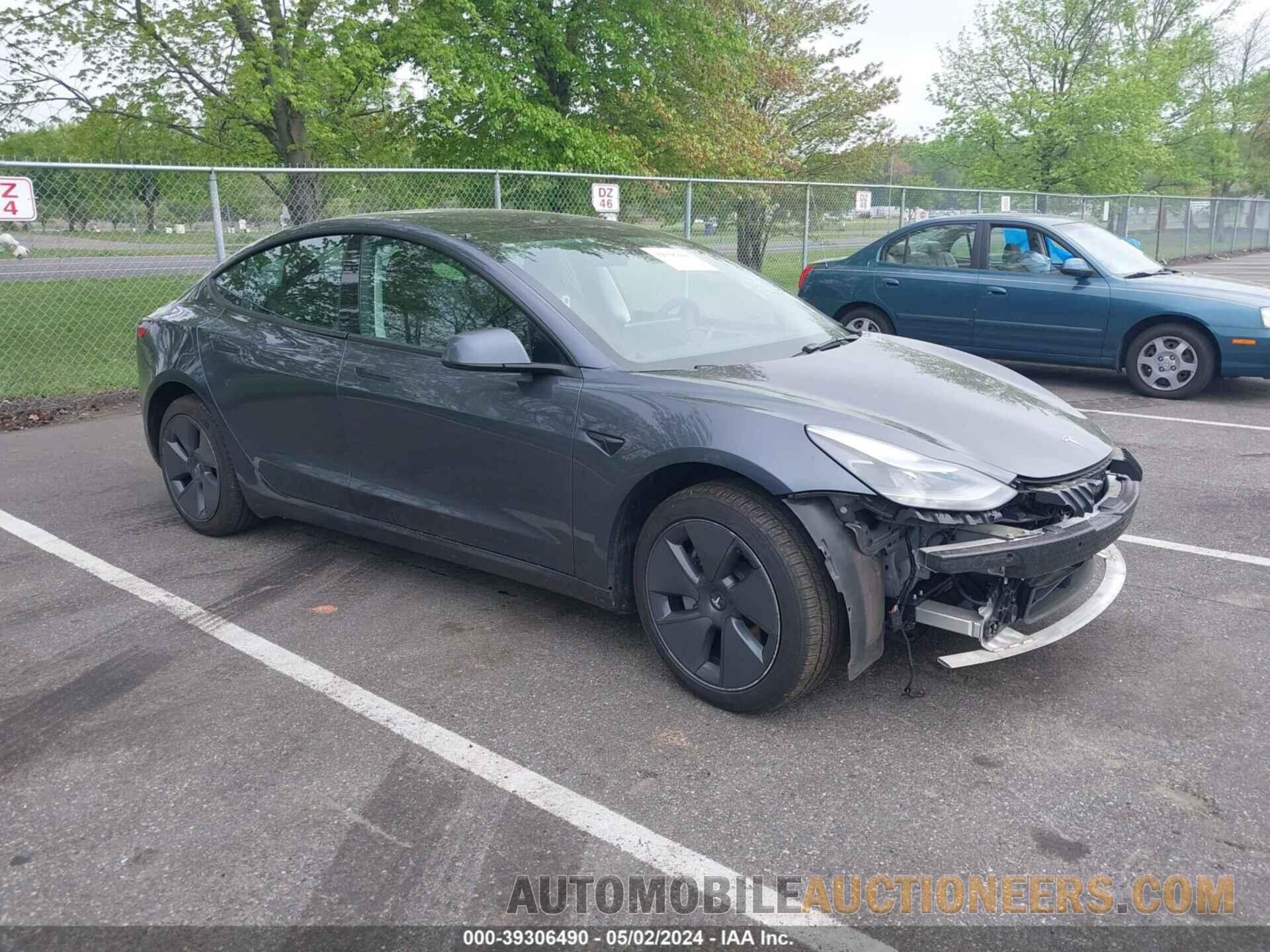 5YJ3E1EB5NF256366 TESLA MODEL 3 2022