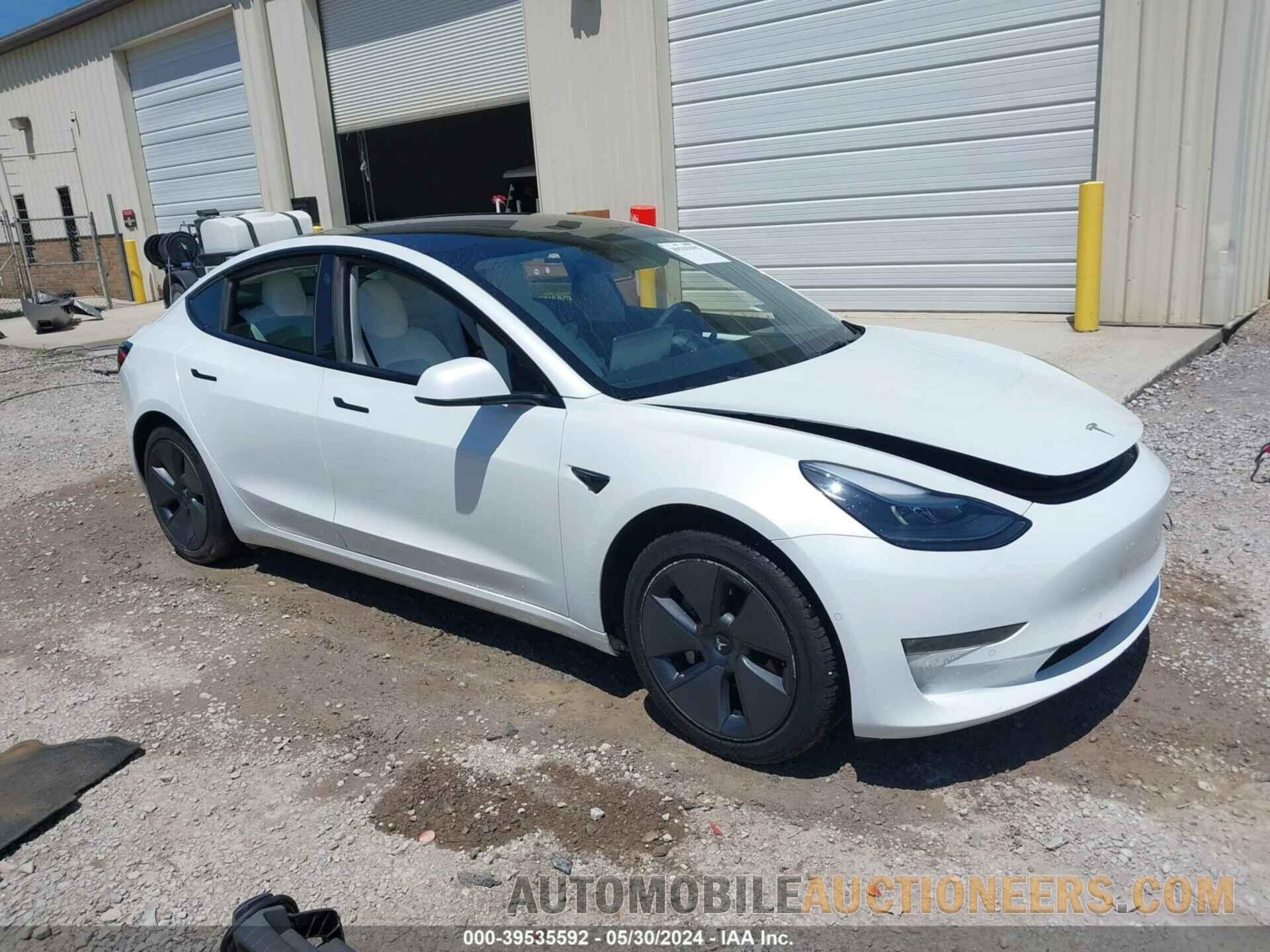 5YJ3E1EB5NF270817 TESLA MODEL 3 2022