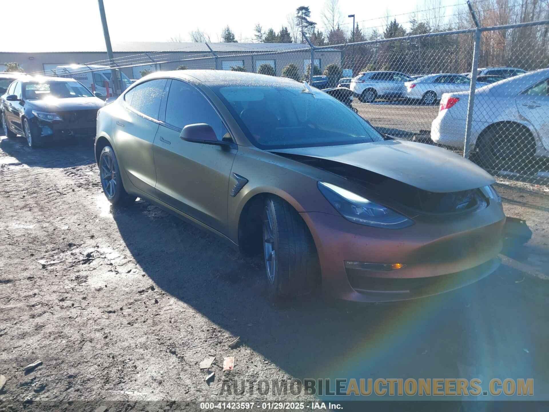 5YJ3E1EB5NF275337 TESLA MODEL 3 2022