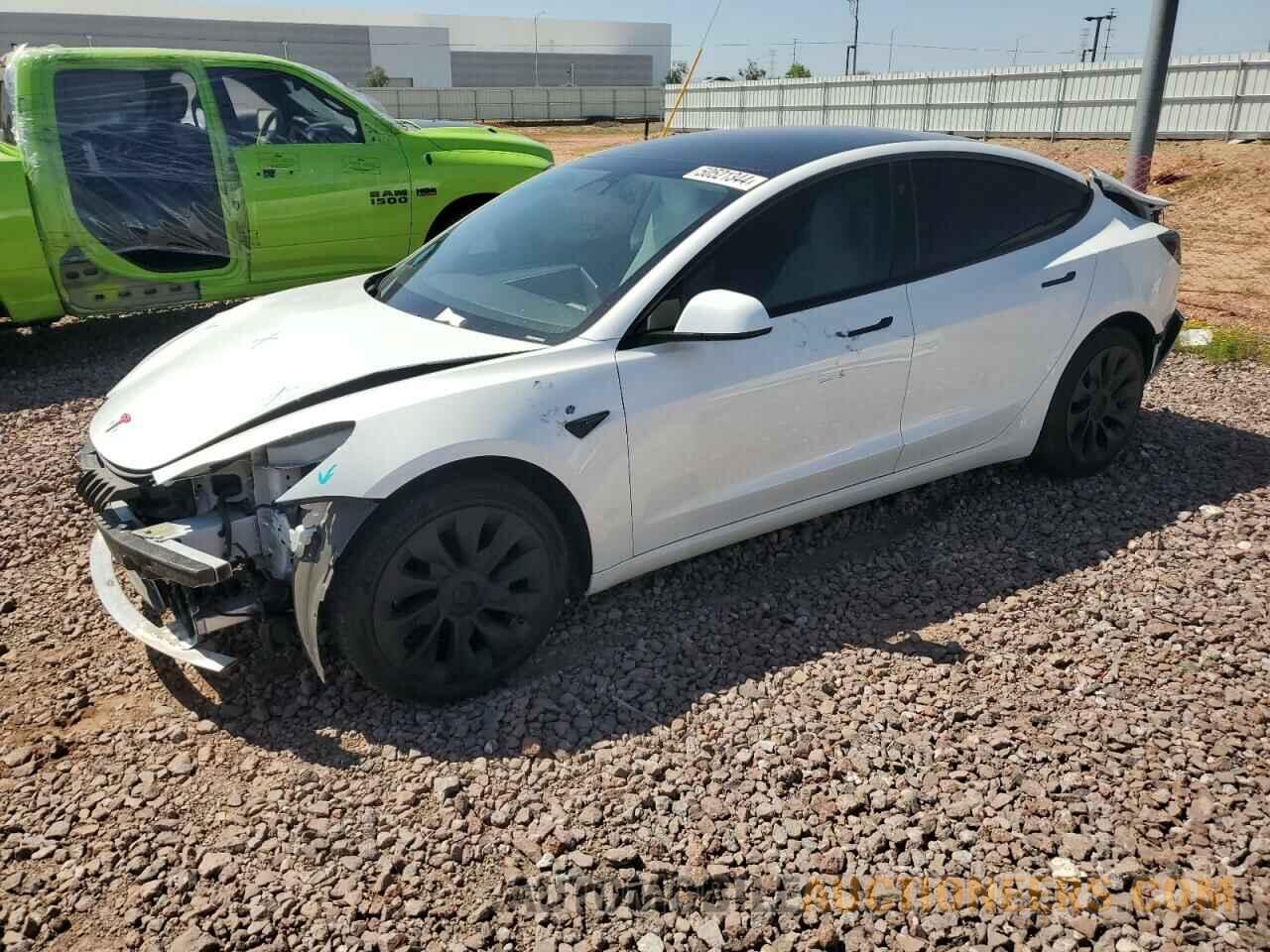 5YJ3E1EB5NF294017 TESLA MODEL 3 2022