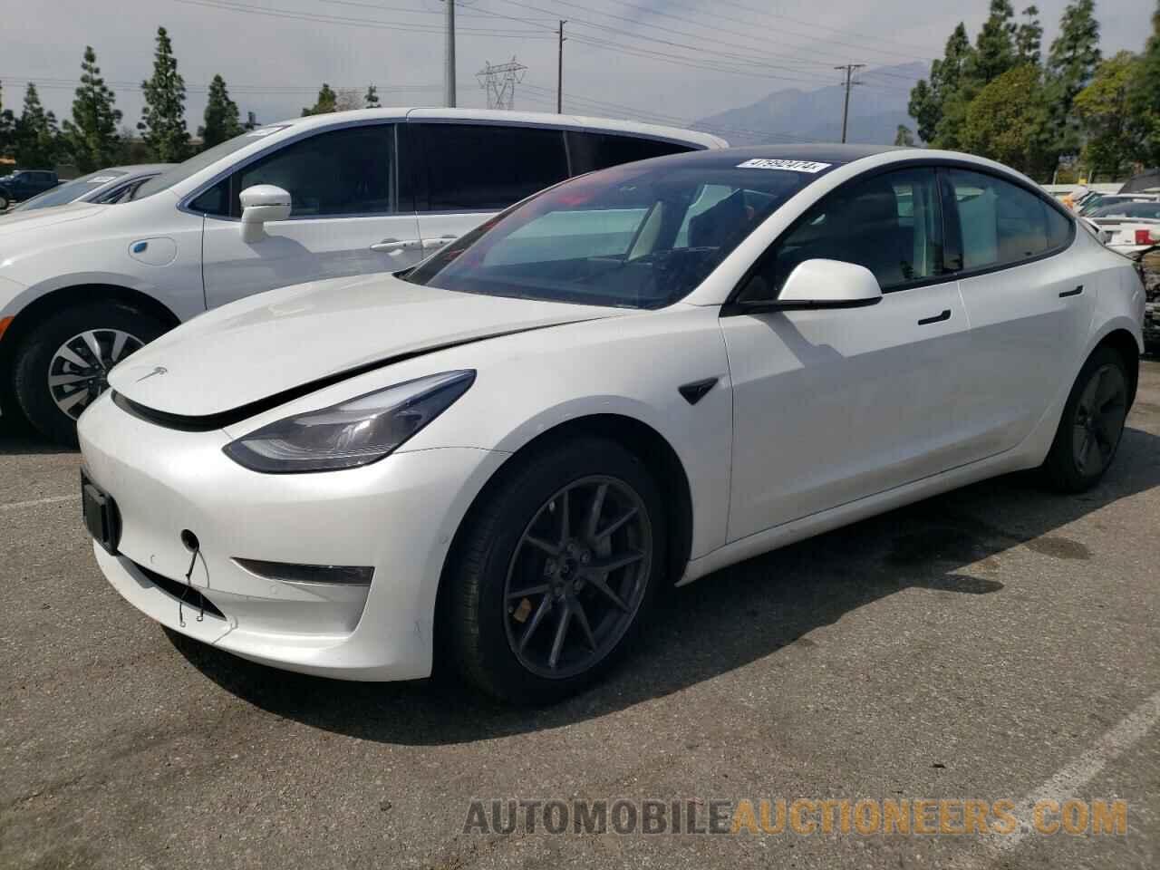 5YJ3E1EB5NF319577 TESLA MODEL 3 2022