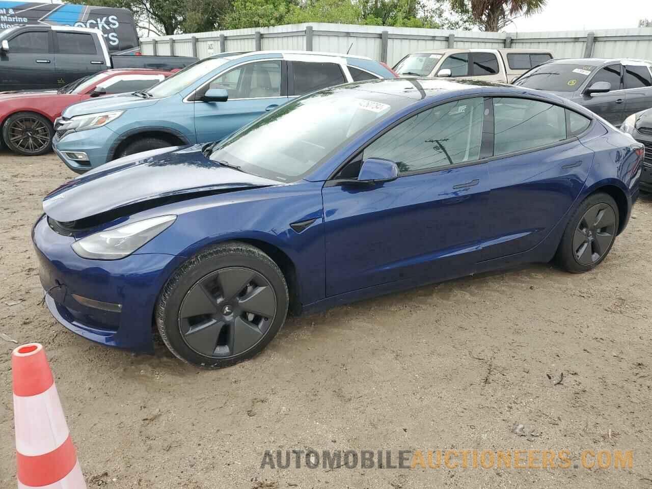 5YJ3E1EB5NF334399 TESLA MODEL 3 2022