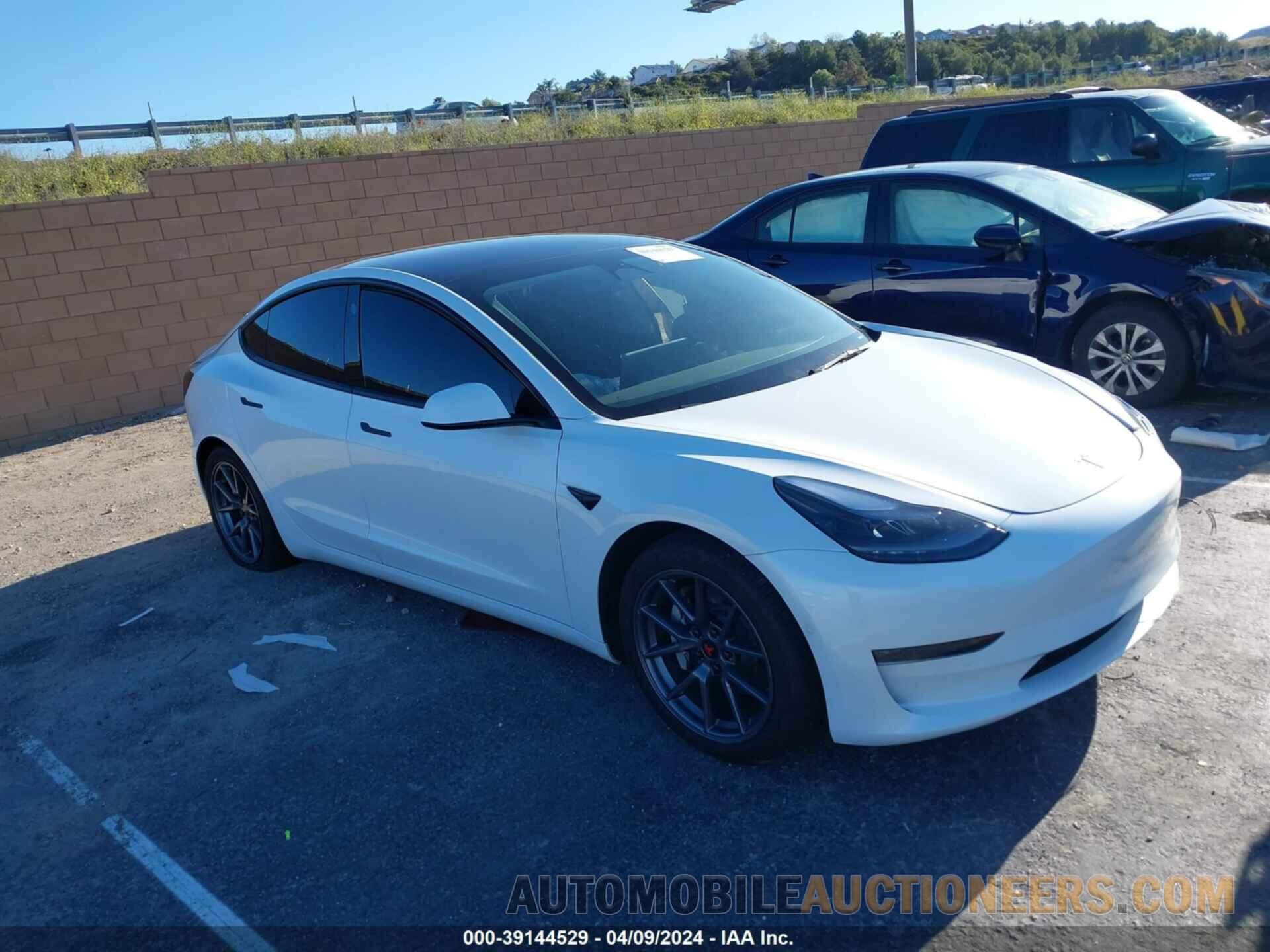 5YJ3E1EB5NF357312 TESLA MODEL 3 2022