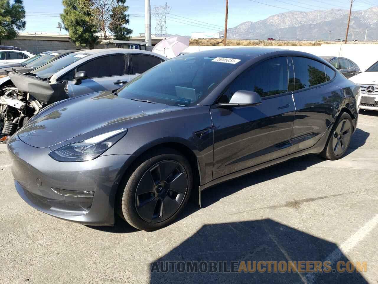 5YJ3E1EB5NF360873 TESLA MODEL 3 2022