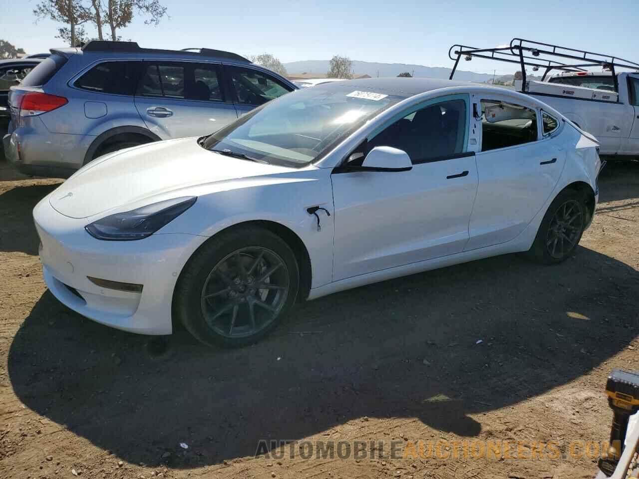 5YJ3E1EB5NF363546 TESLA MODEL 3 2022