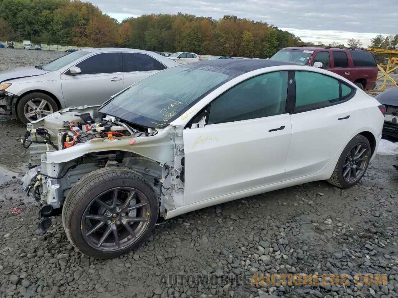 5YJ3E1EB5PF388076 TESLA MODEL 3 2023