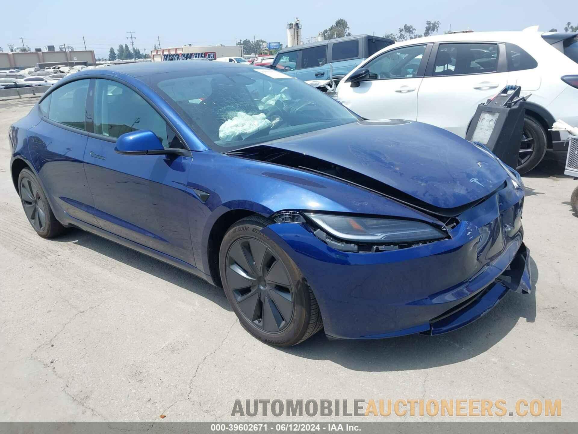 5YJ3E1EB5RF729446 TESLA MODEL 3 2024