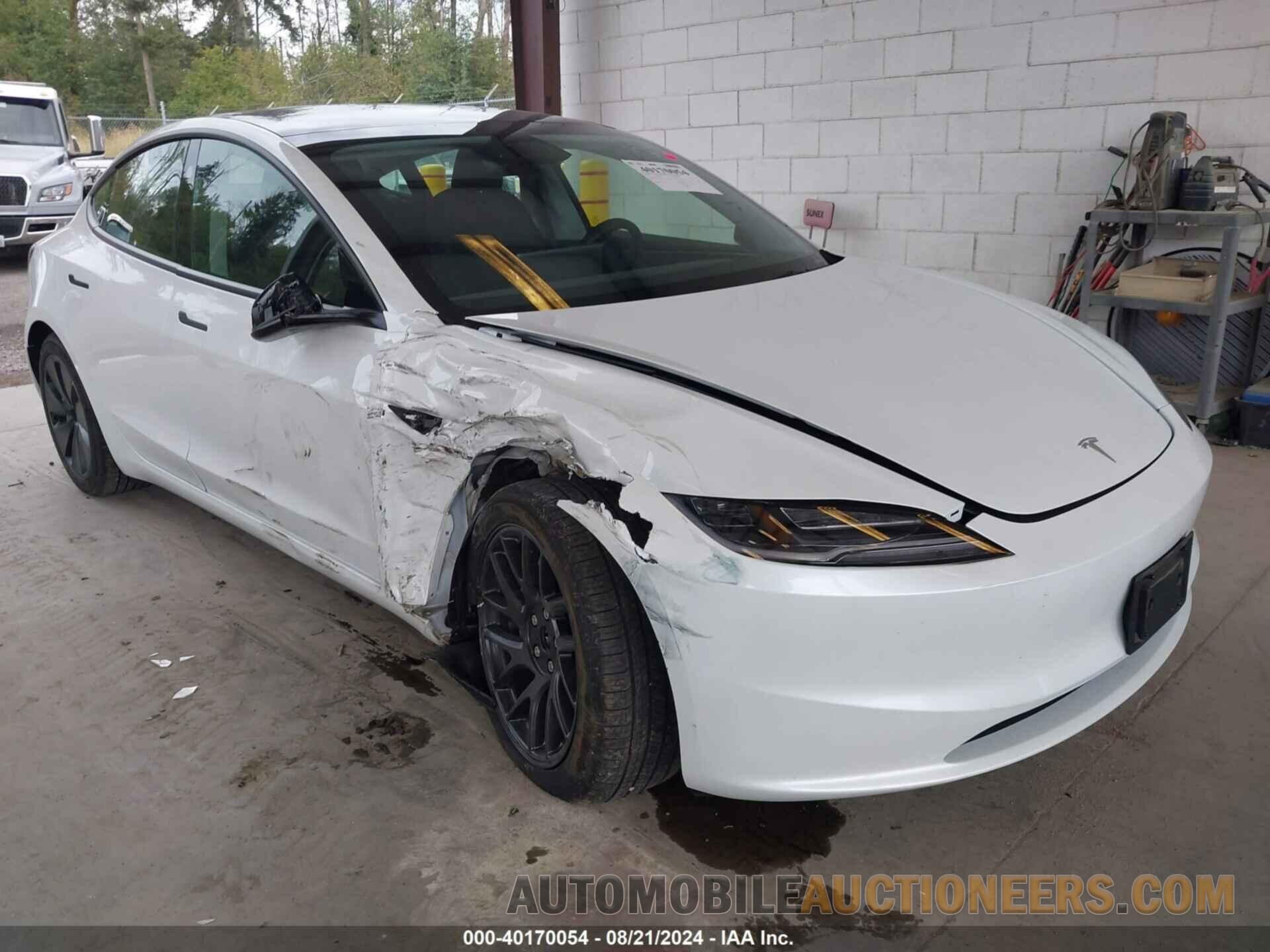 5YJ3E1EB5RF738910 TESLA MODEL 3 2024