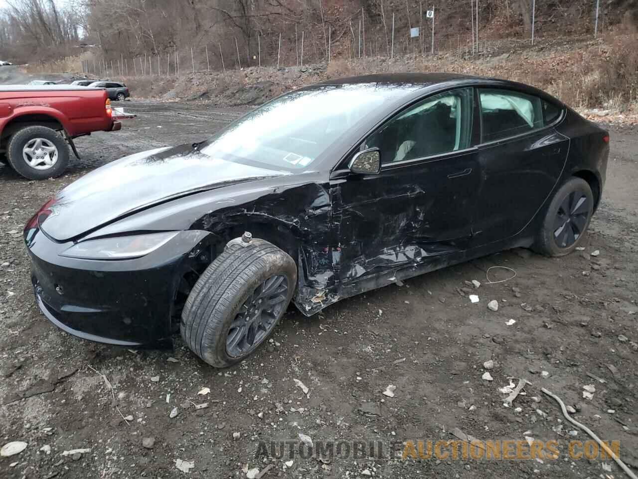 5YJ3E1EB5RF799769 TESLA MODEL 3 2024