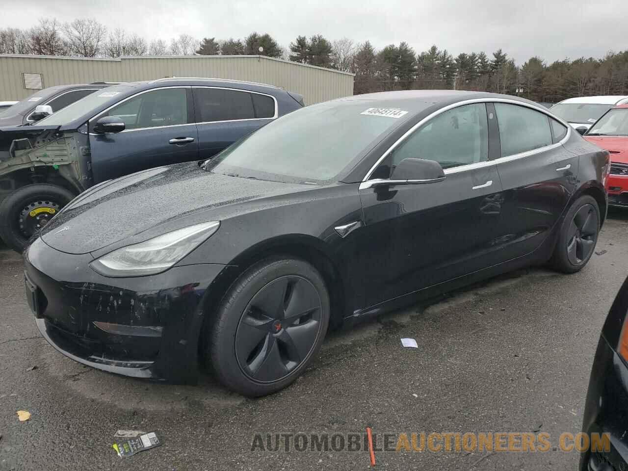 5YJ3E1EB6JF068272 TESLA MODEL 3 2018