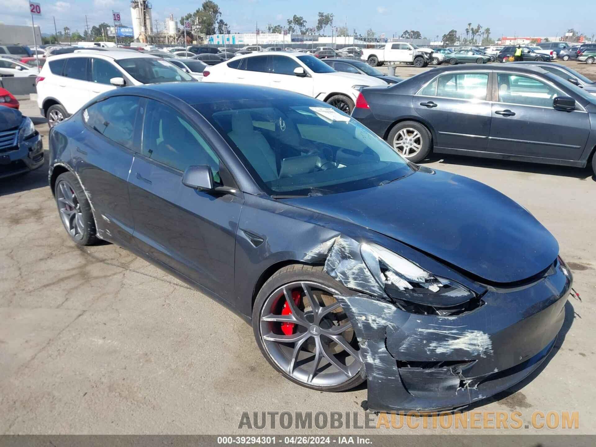 5YJ3E1EB6JF079367 TESLA MODEL 3 2018